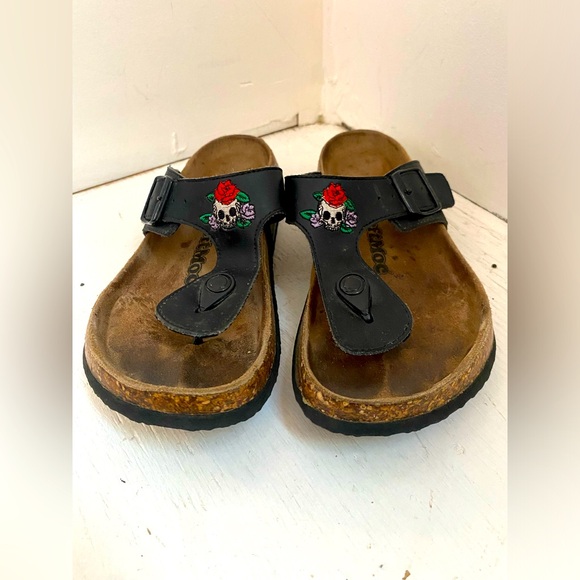 Soft Moc Sandals - Picture 3 of 9